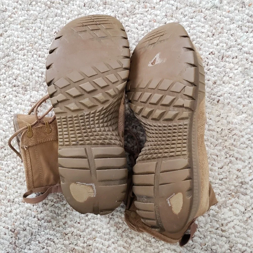 Nike Special Field 8